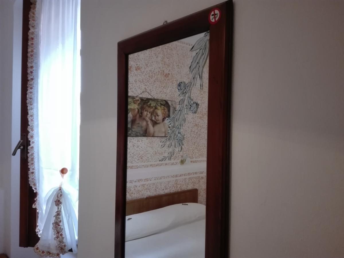 花园酒店 托斯科拉诺-马德尔诺 外观 照片